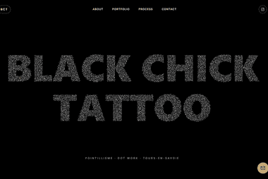 Black Chick Tattoo — Studio de tatouage pointillisme et dot work à Tours-en-Savoie : style minimal noir et blanc, site créé par Altilink